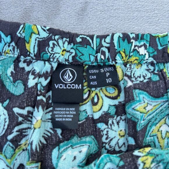 Volcom Beau Beau Gauze Mini Skirt Vintage Black NWT - Picture 10 of 10